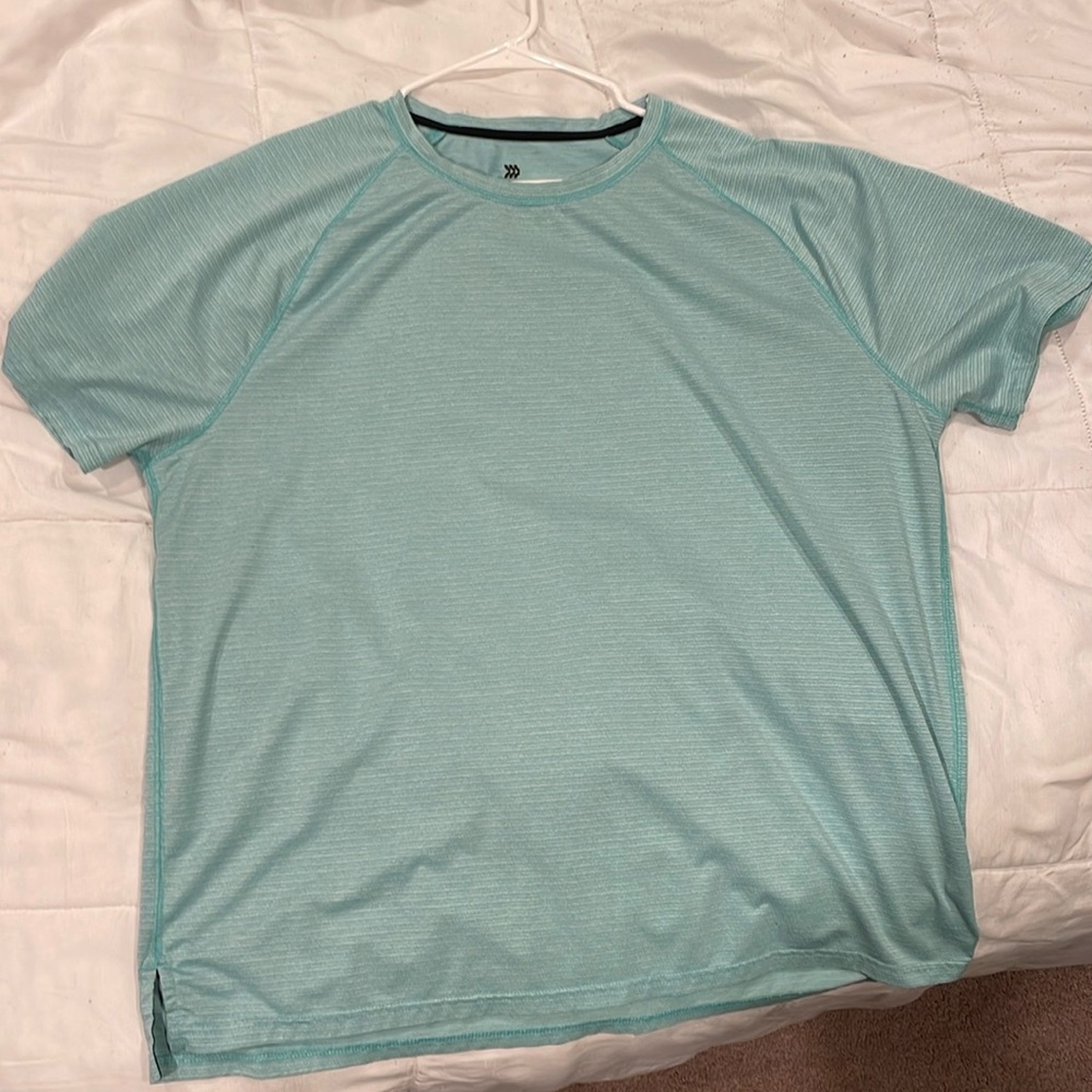 All in Motion exercise Tee XL